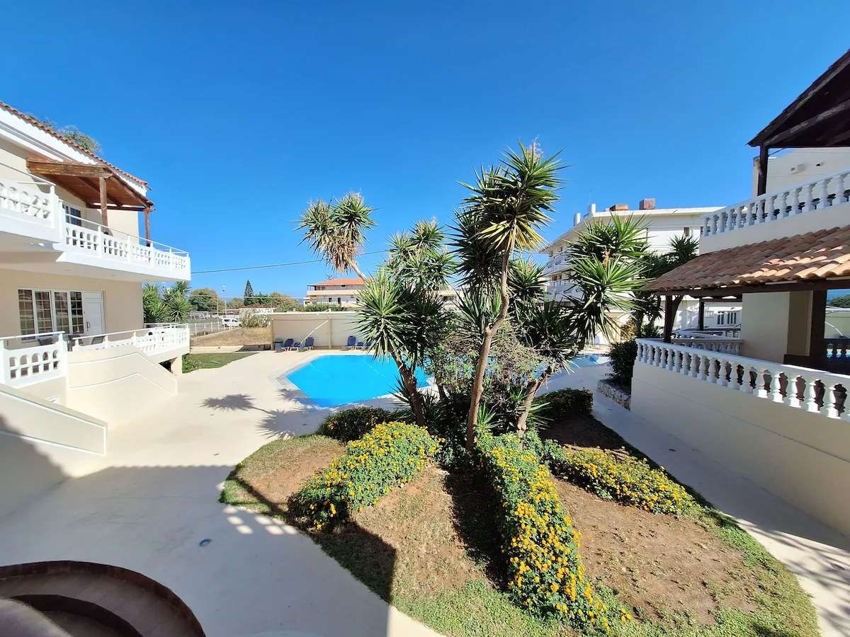 Perla Beach Hotel