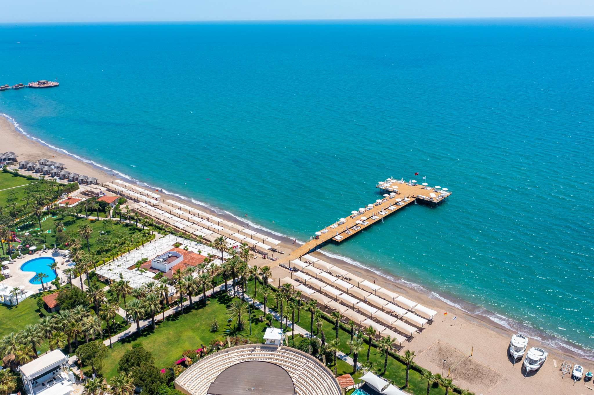 Bellis Deluxe Hotel