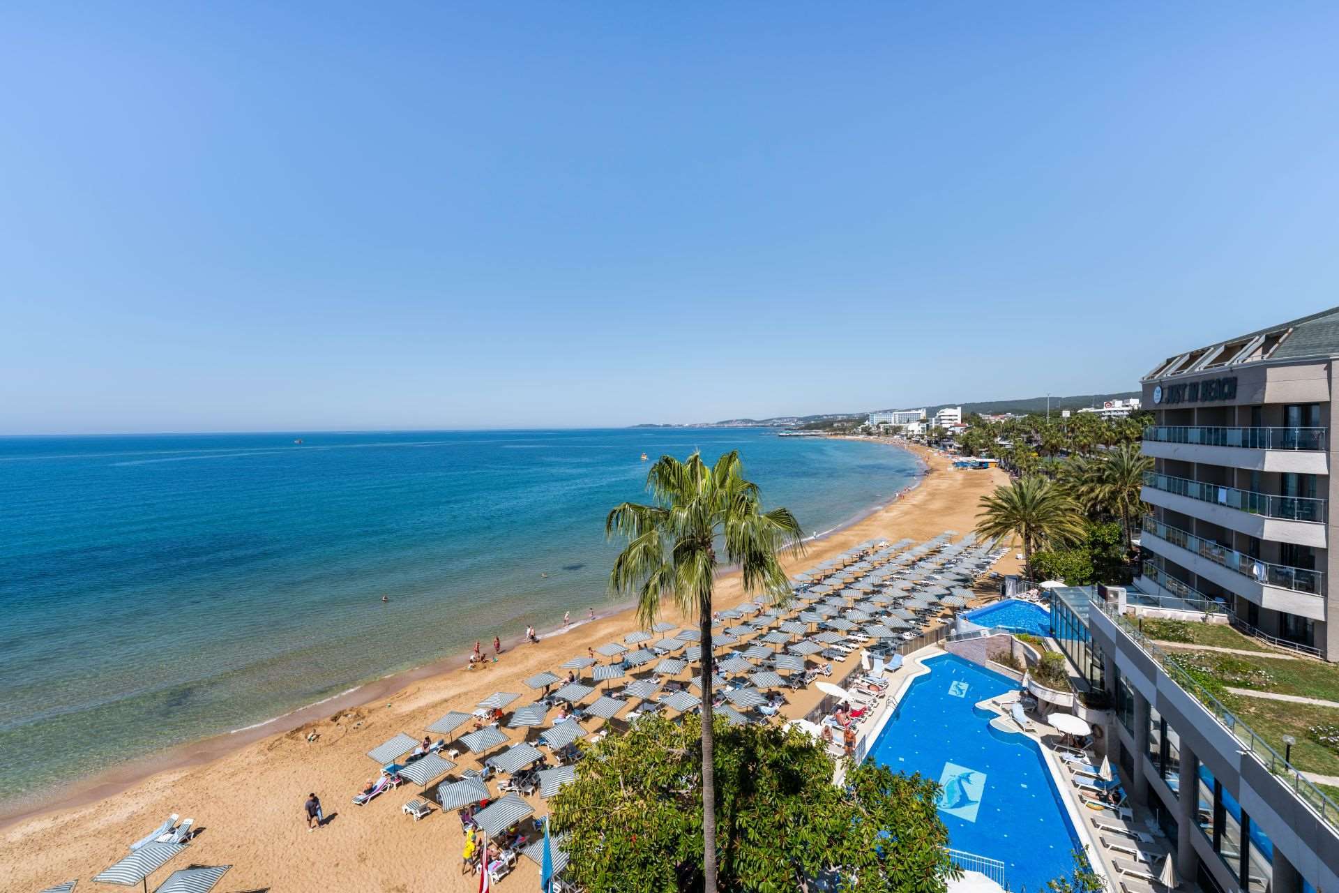Aska Just In Beach Hotel
