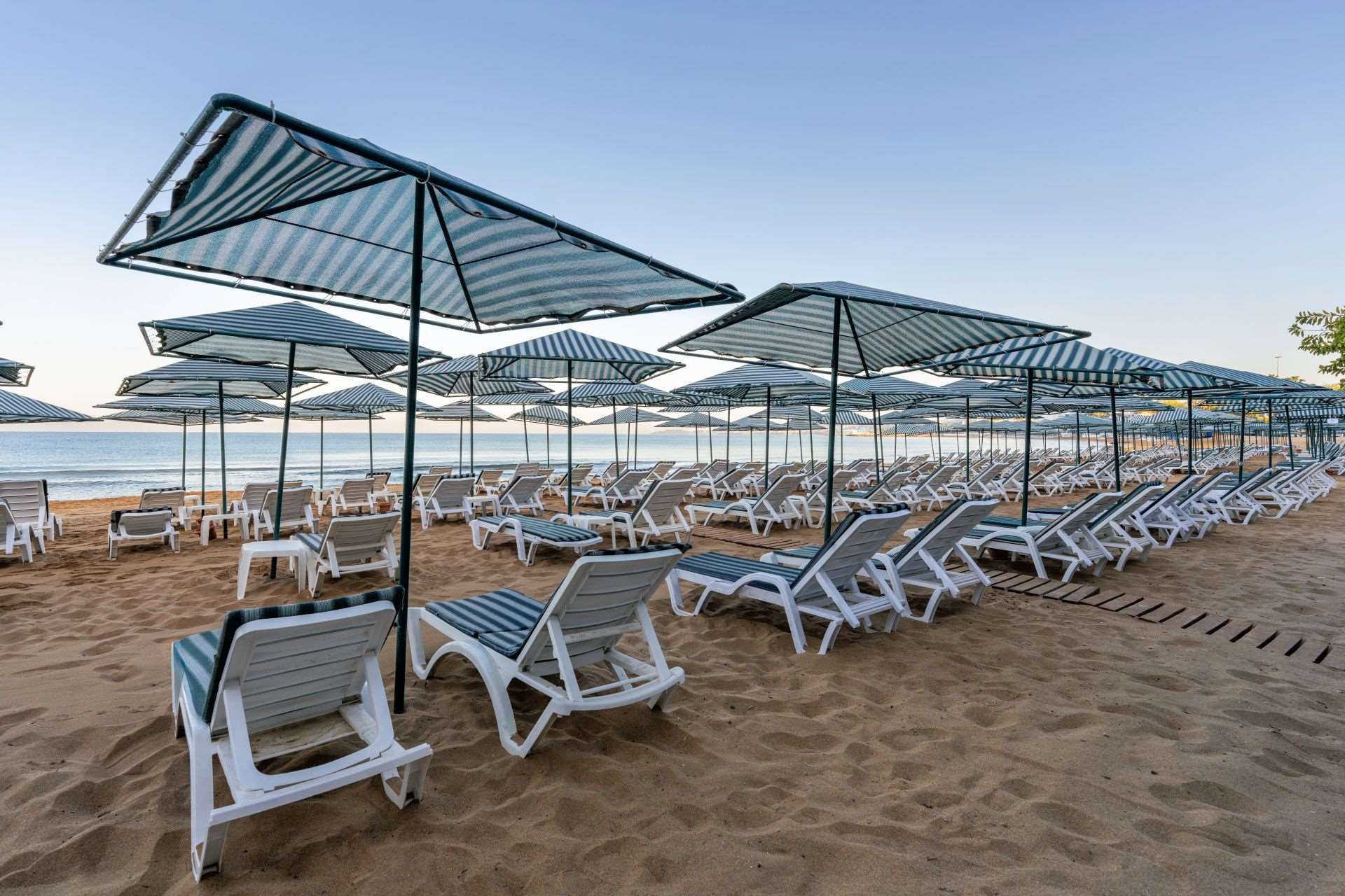 Aska Just In Beach Hotel