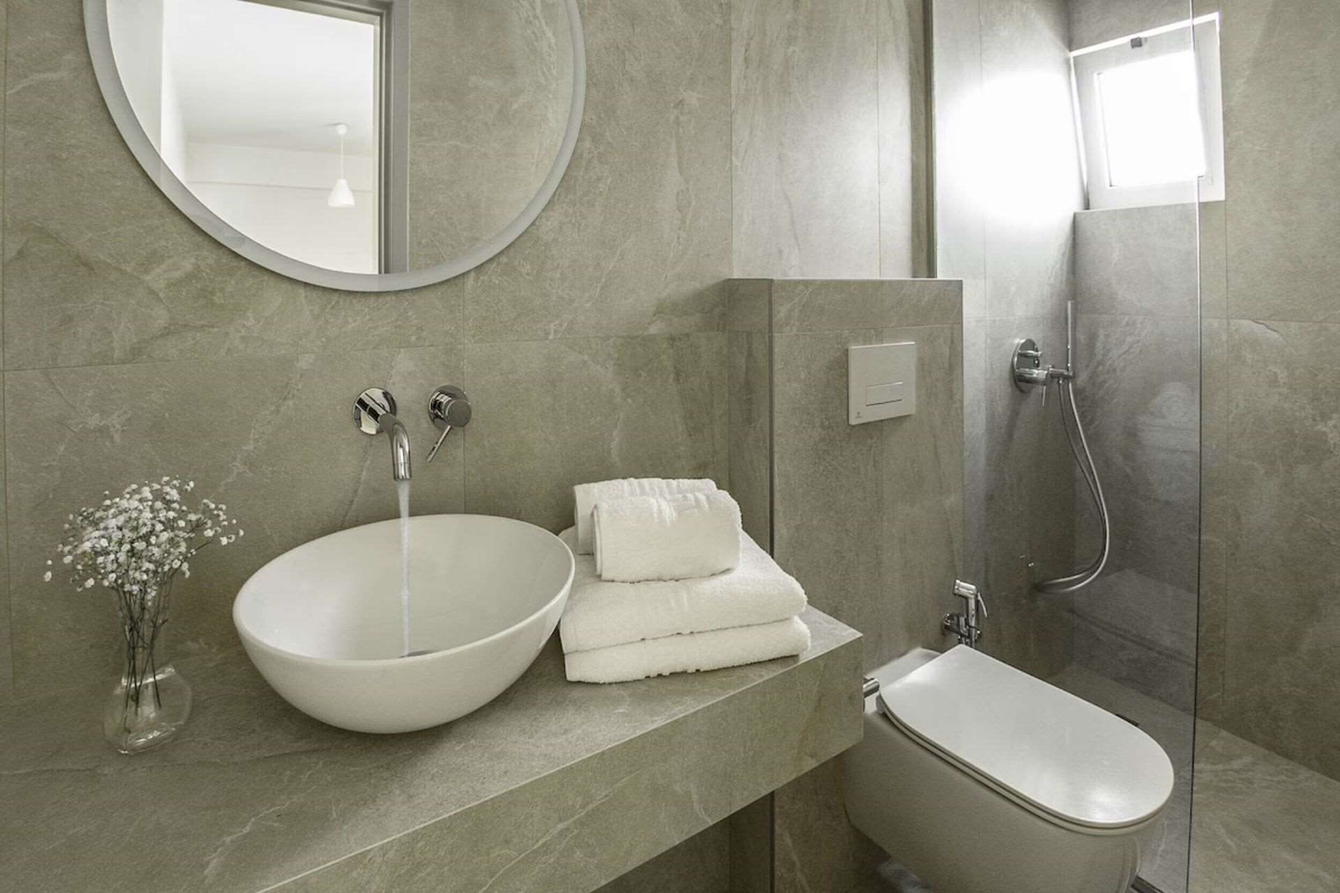 Diamond Apartments Suites