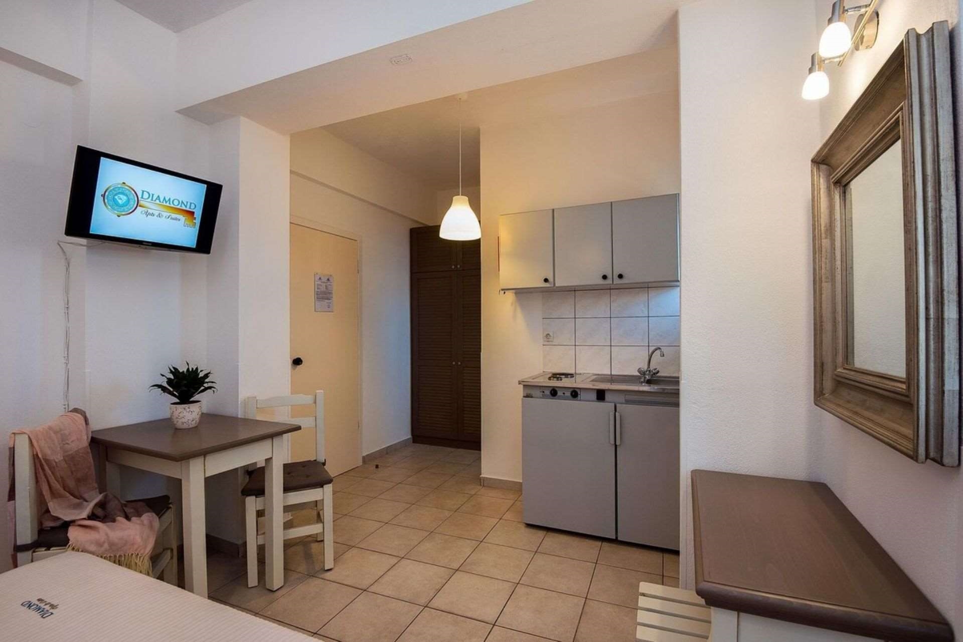 Diamond Apartments Suites