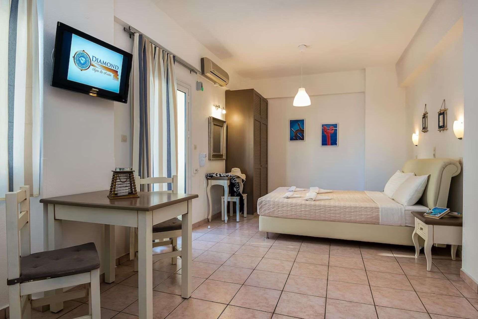 Diamond Apartments Suites