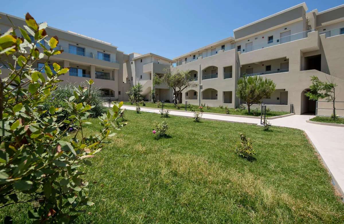 Vantaris Luxury Beach Resort