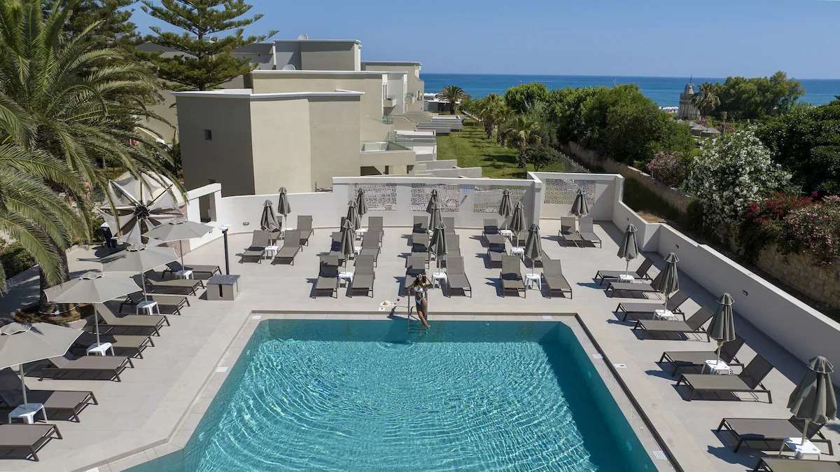 Vantaris Luxury Beach Resort