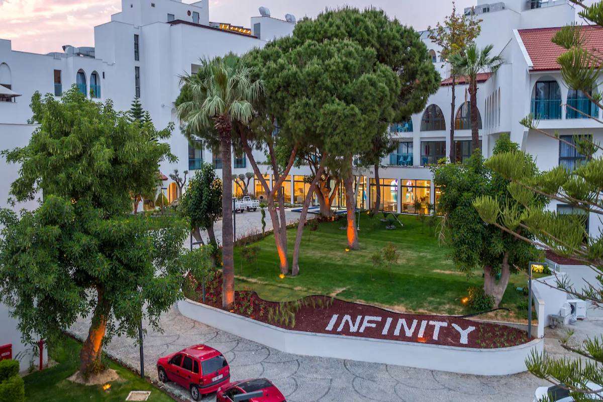 INFINITY by Yelken Aquapark & Resorts