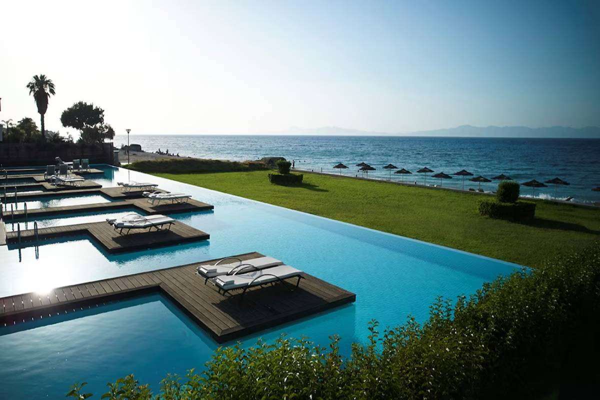 The Ixian Grand and All Suites