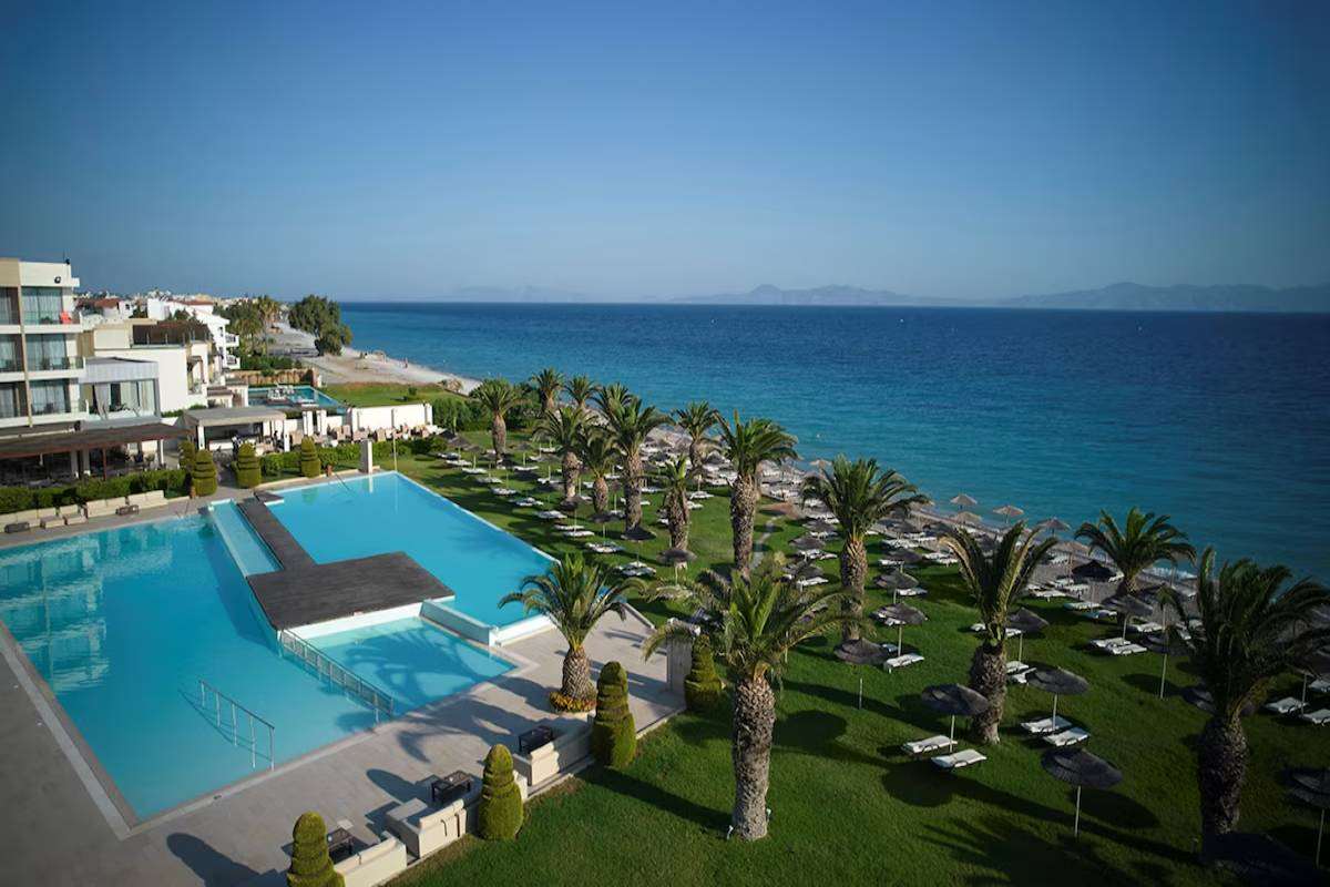 The Ixian Grand and All Suites