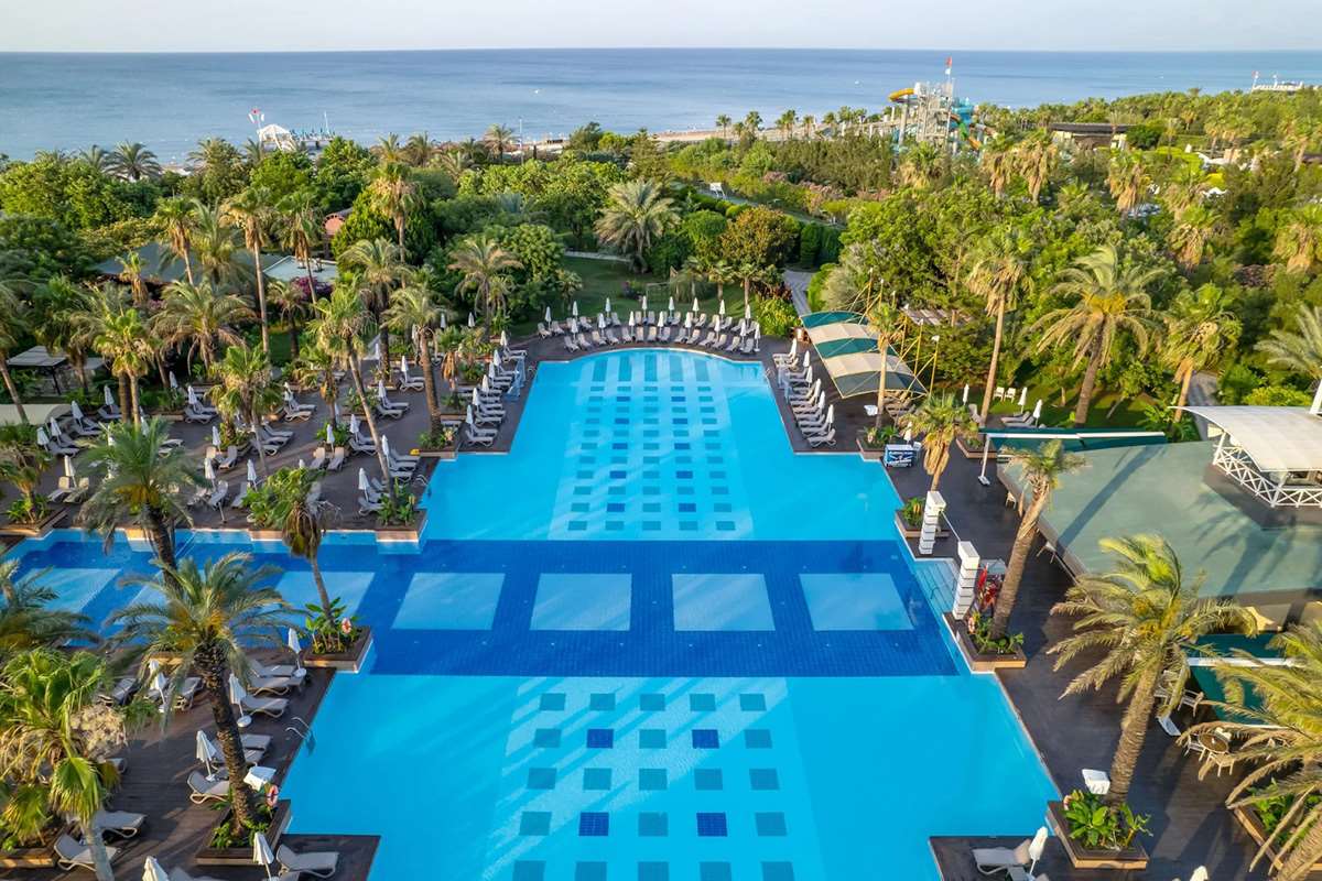 Concorde Deluxe Resort