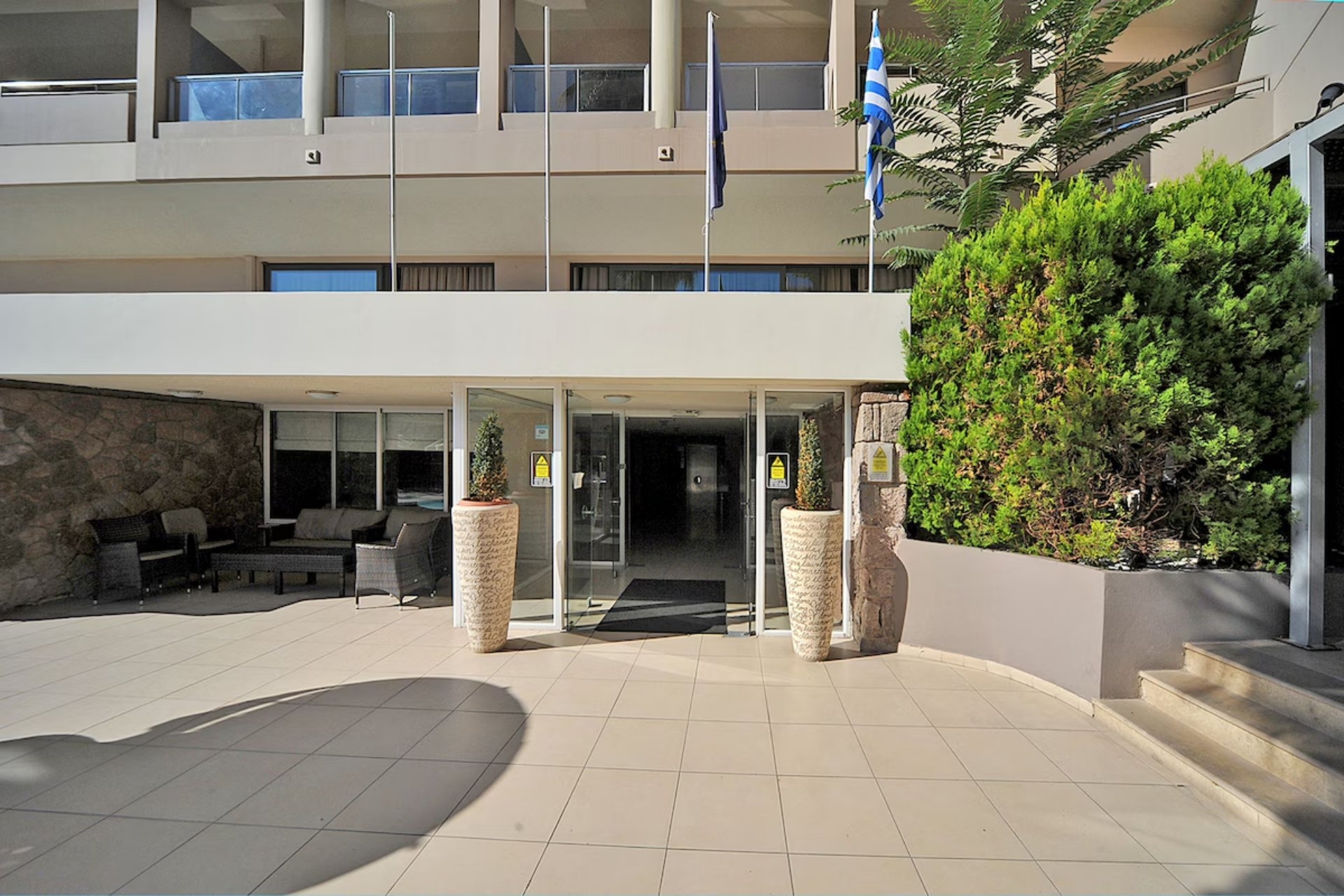 Saint Consantine Hotel