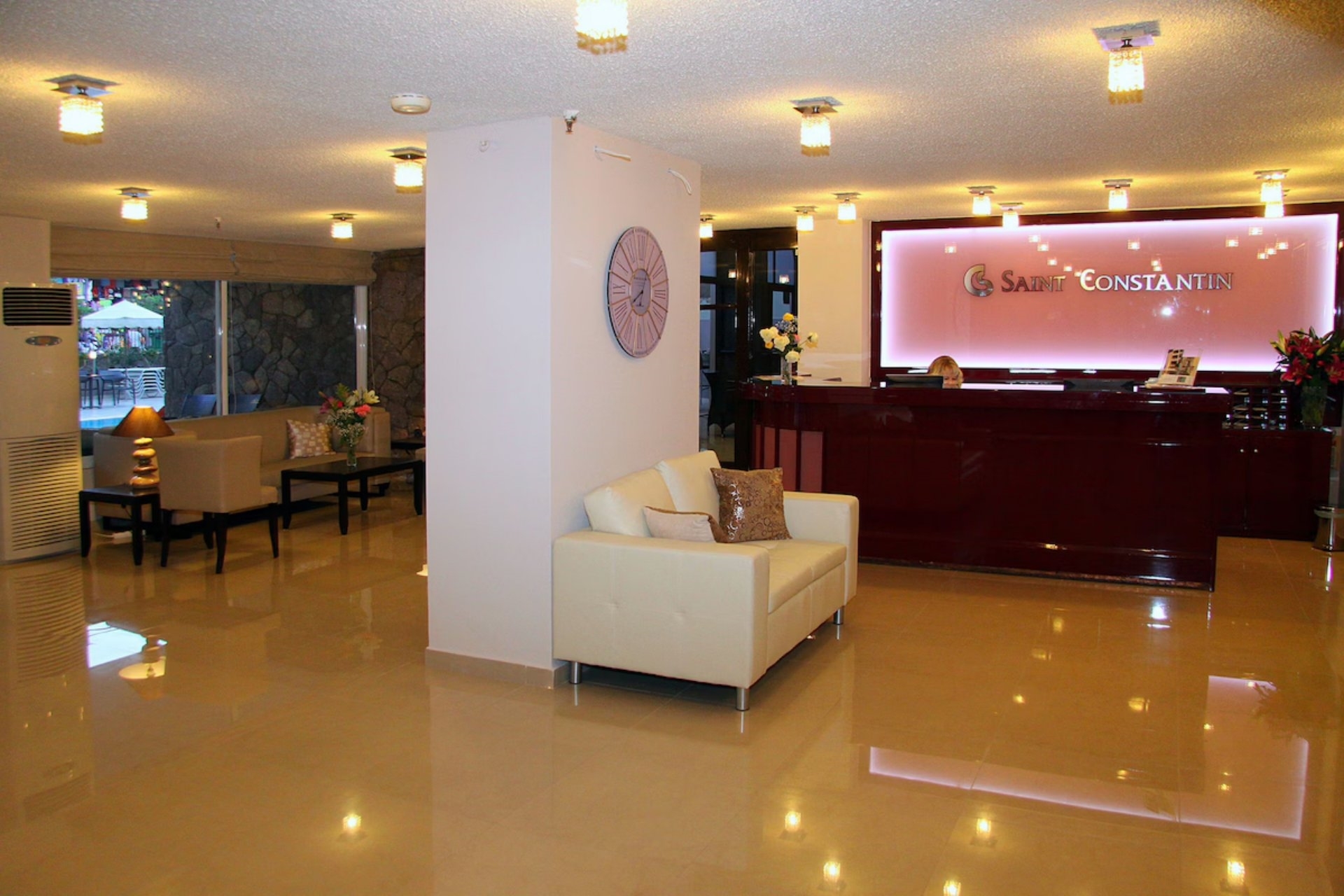 Saint Consantine Hotel