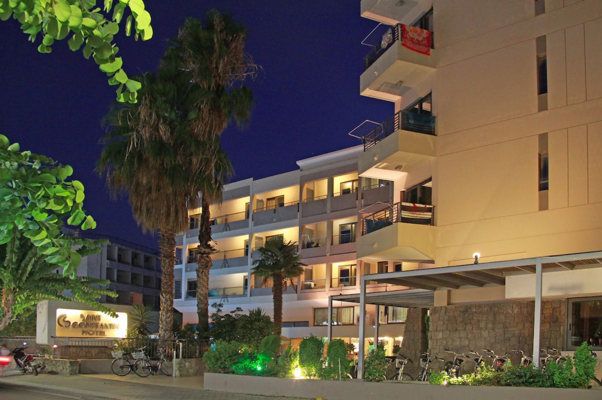 Saint Consantine Hotel