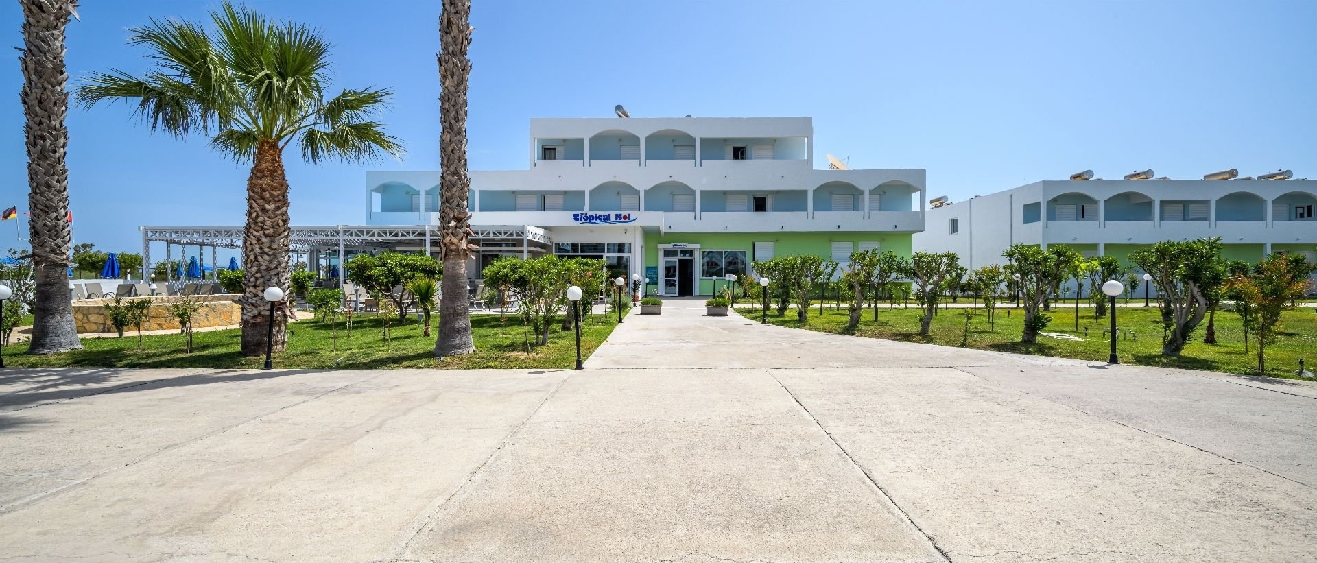 Tropical Sol Hotel