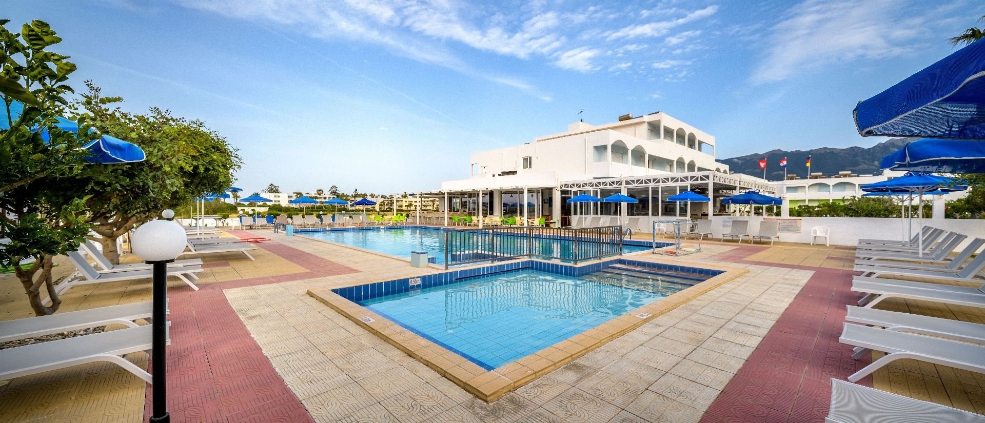Tropical Sol Hotel