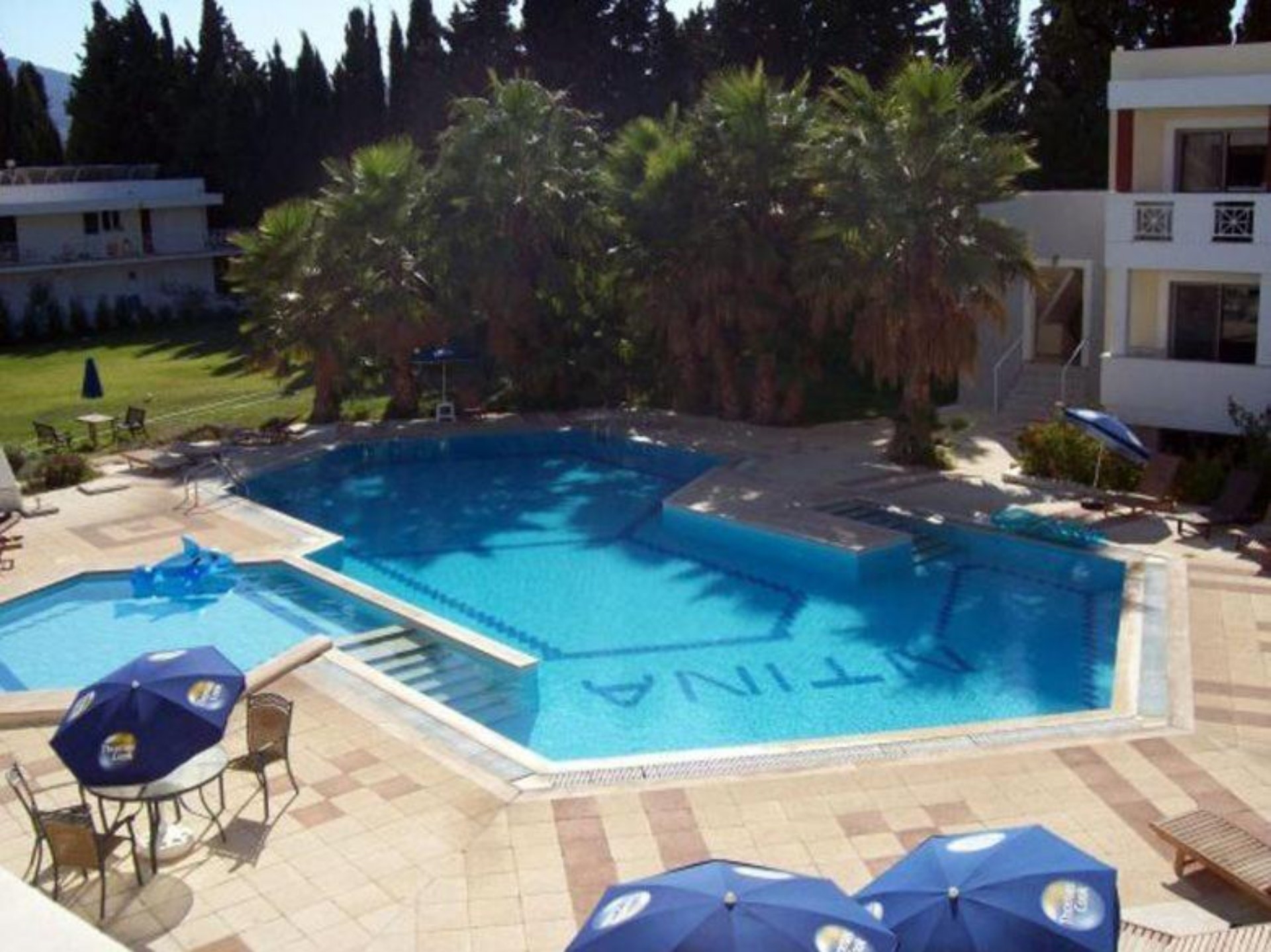 Olga's Paradise Apartments
