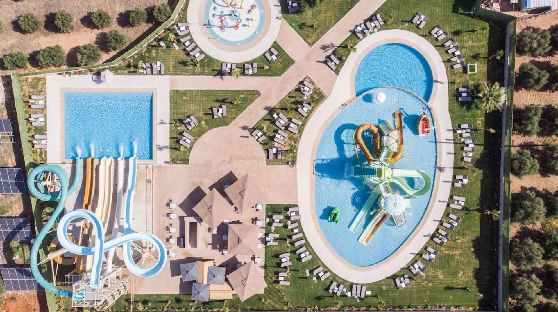 Senseana Seaside Hotel