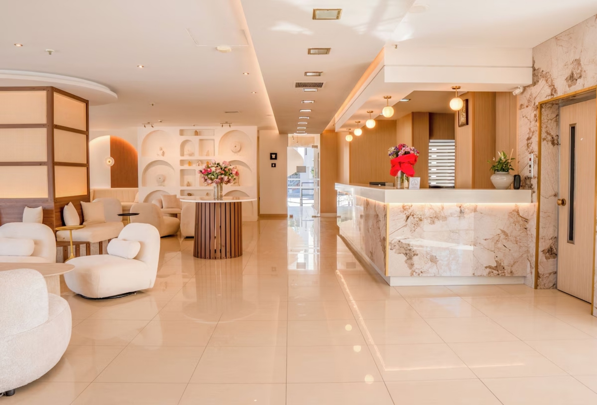 St. Constantin Hotel