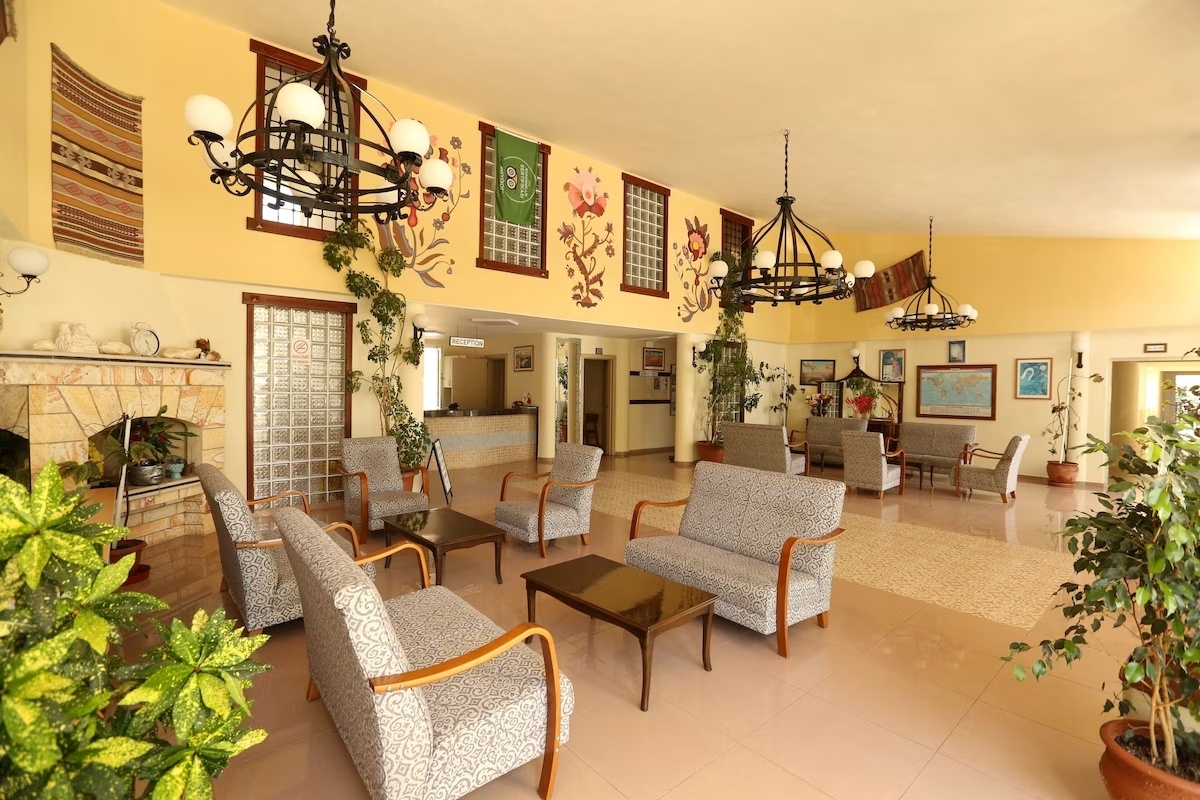 Mavruka Hotel