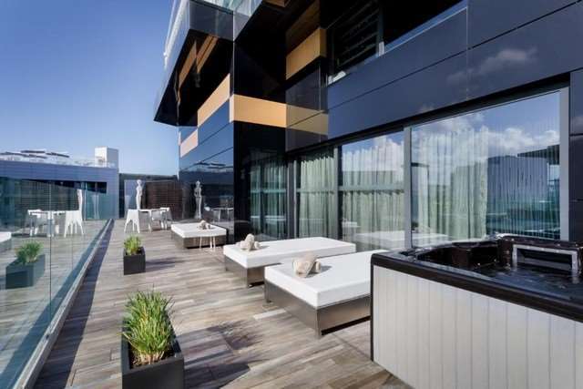 H Hotel