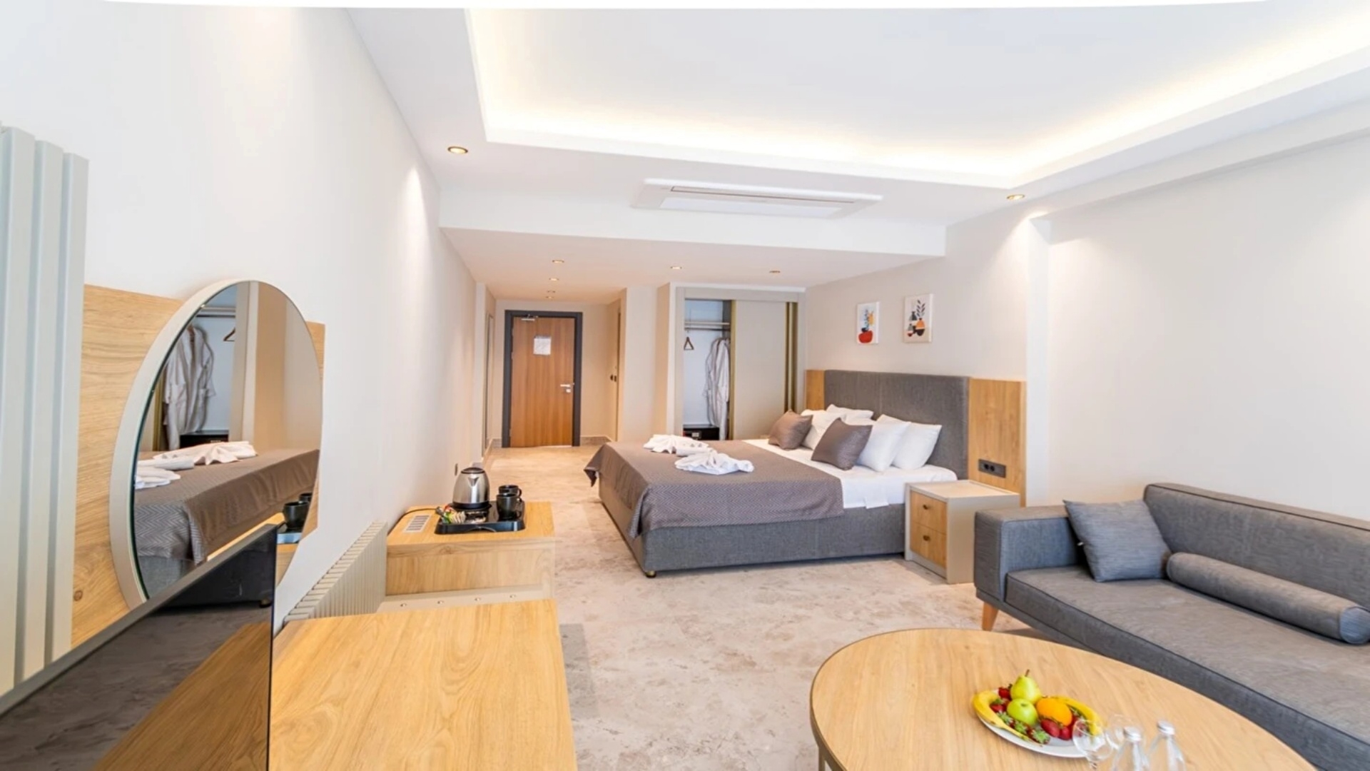 Residence 222 +16