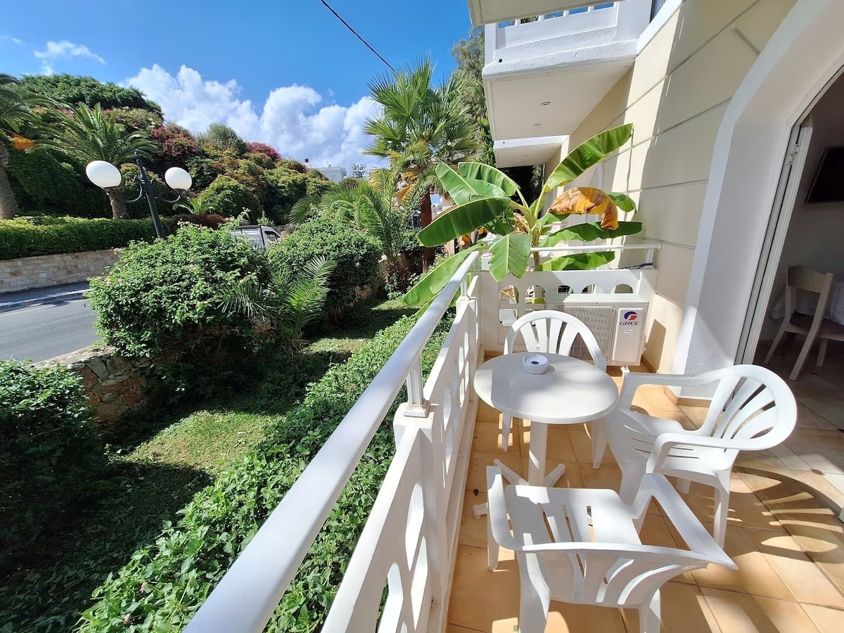 Perla Beach Hotel