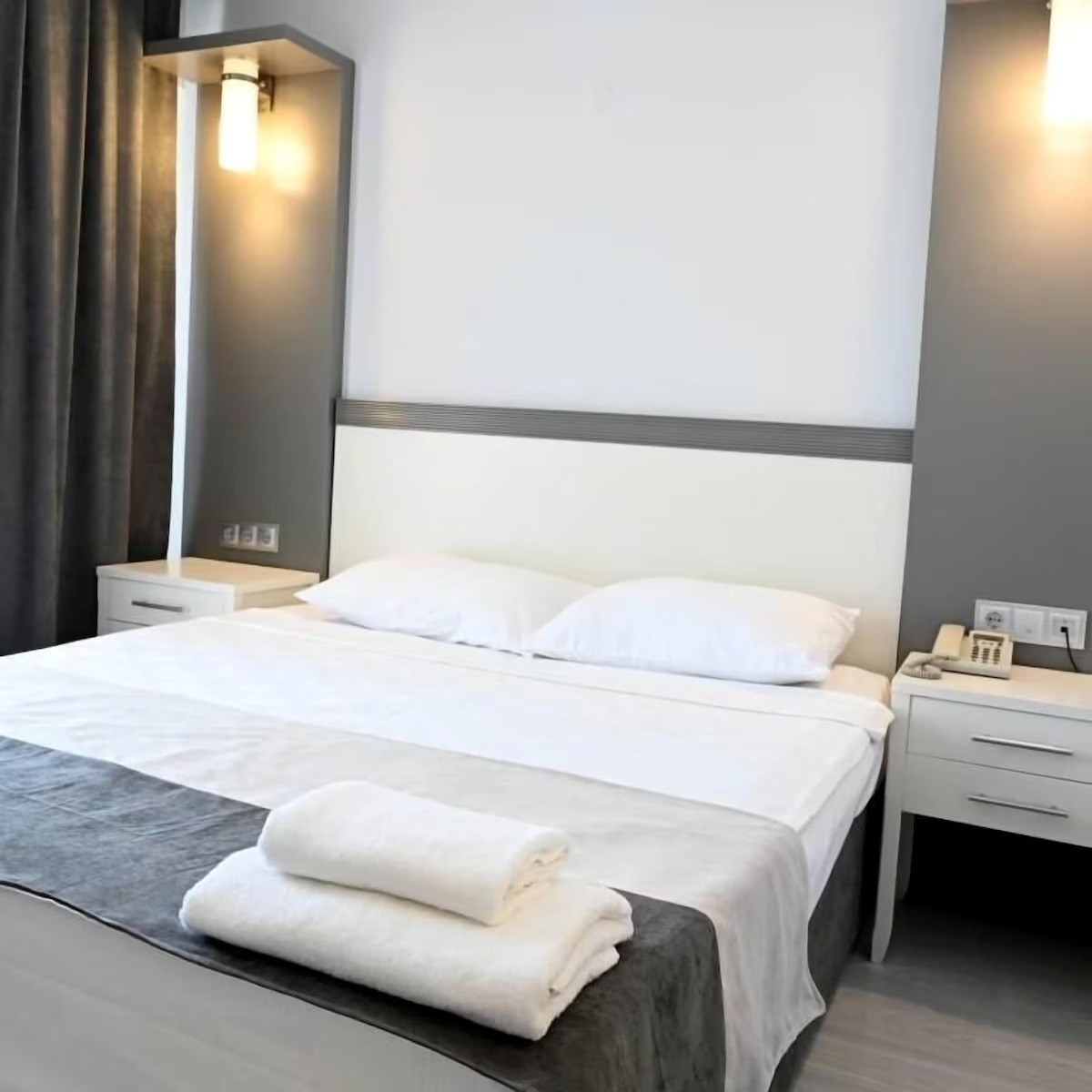 Roxx Royal Hotel