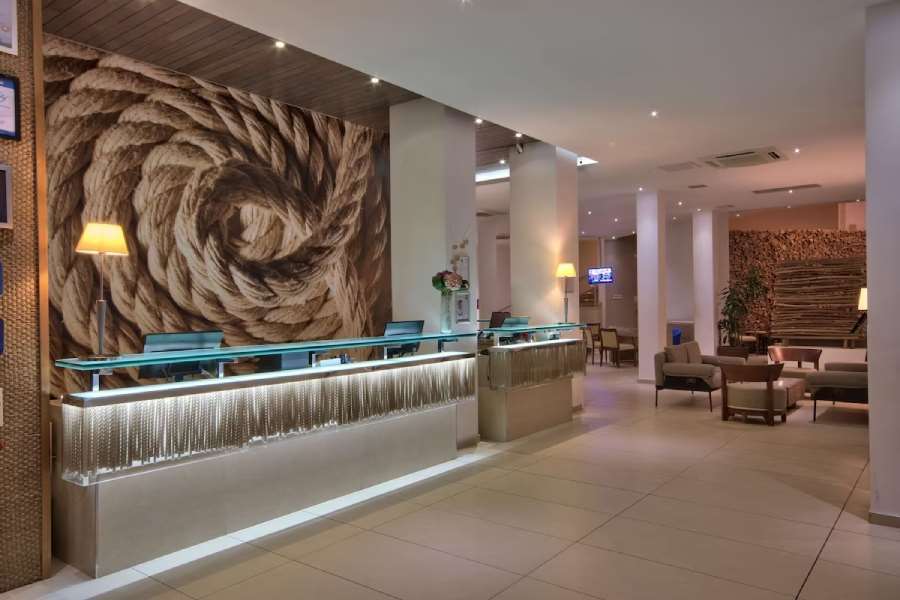 db Seabank Resort&Spa