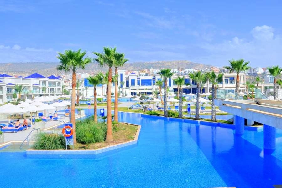 Pickalbatros White Beach Resort