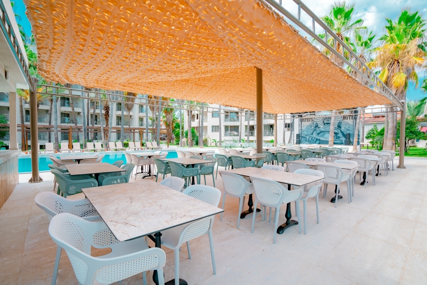 Orfeus Armin Hotel +16
