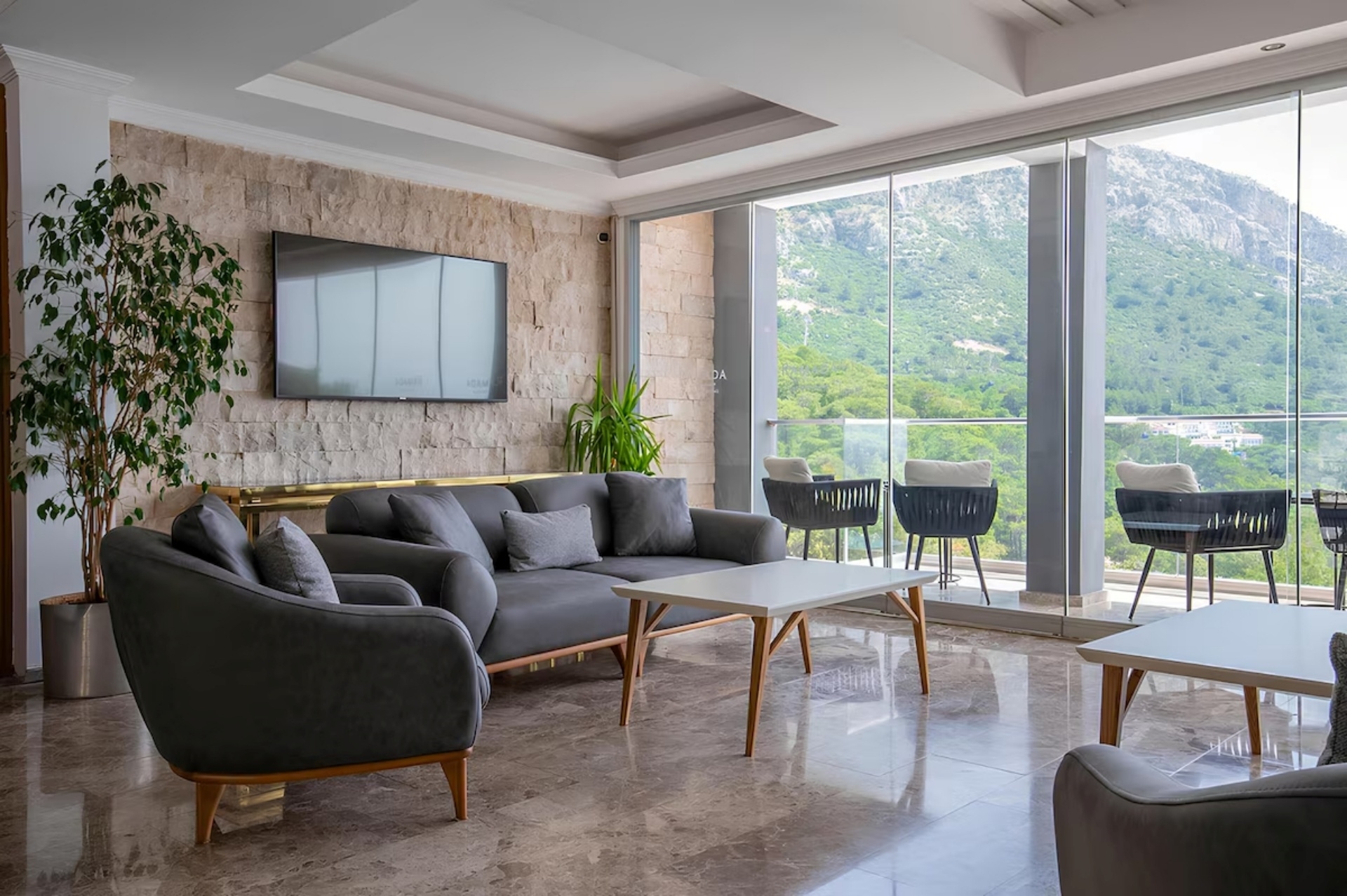 Ramada By Wyndham Fethiye Oludeniz Adults Only +16