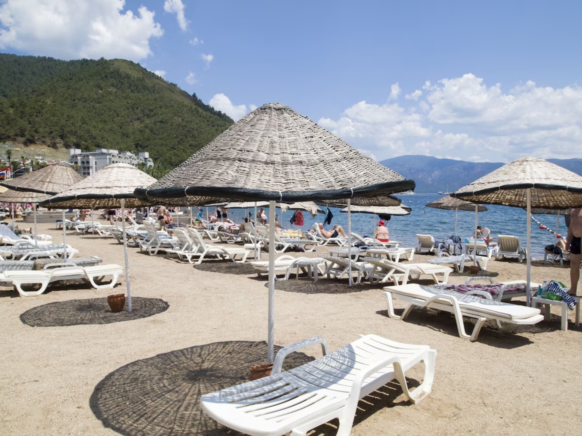 Fortuna Beach Hotel