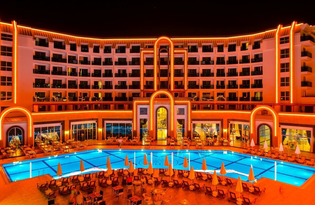 The Lumos Deluxe Resort Hotel and Spa