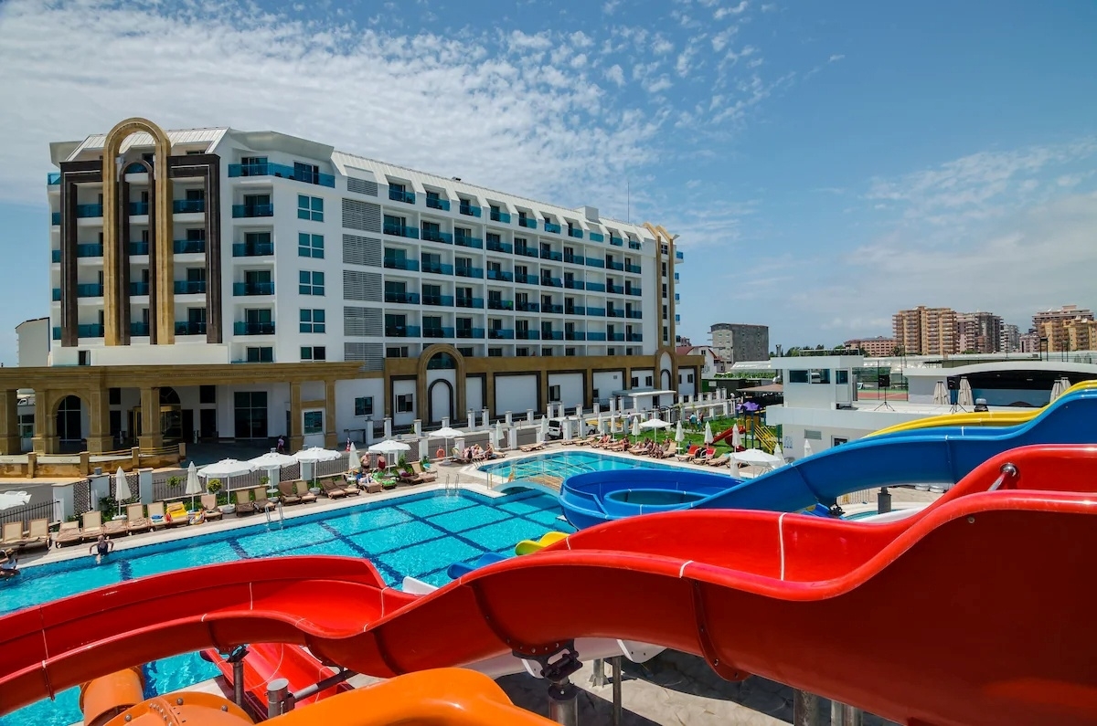 The Lumos Deluxe Resort Hotel and Spa