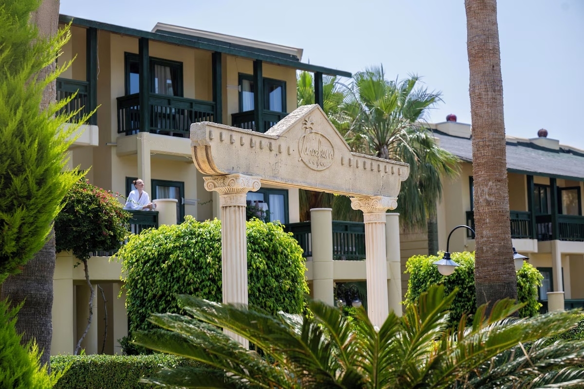 Oz Hotels Incekum Beach Resort Hotel
