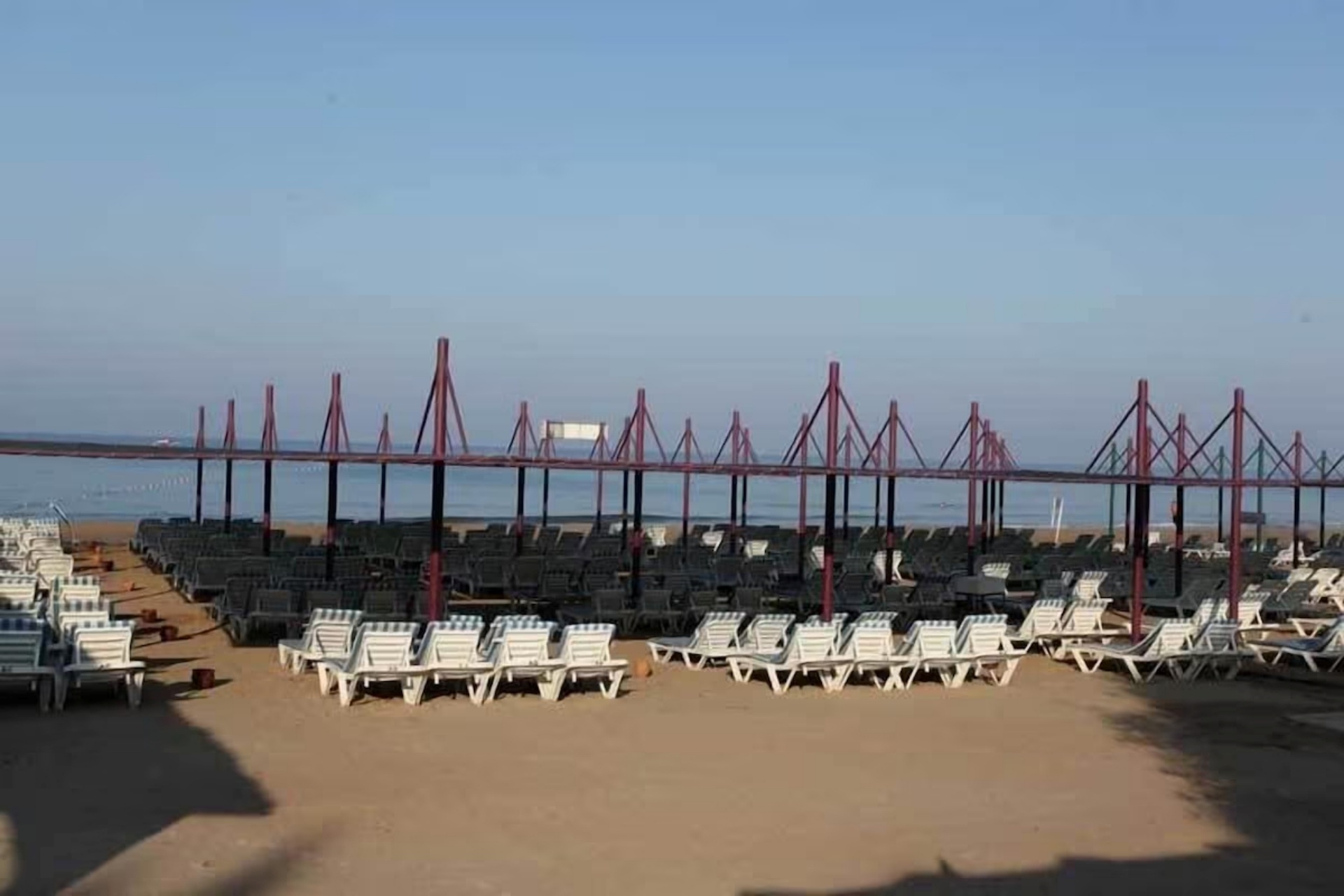 Serenis Hotel