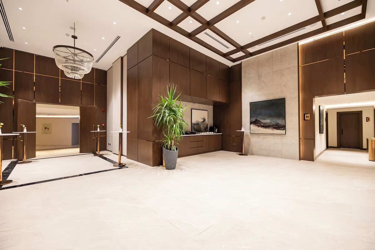 Qlusive Hotel