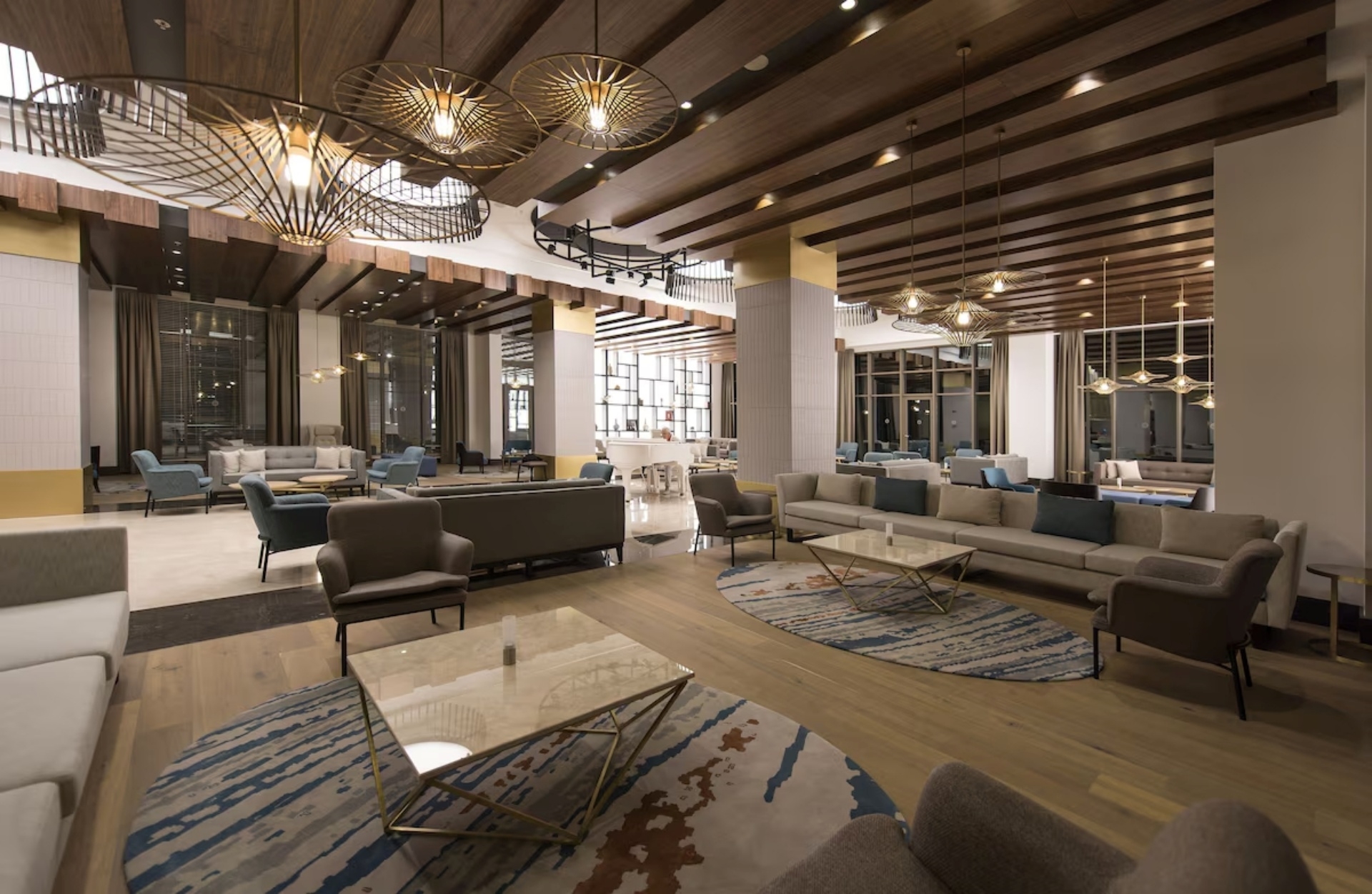 Acanthus & Cennet Barut Collection