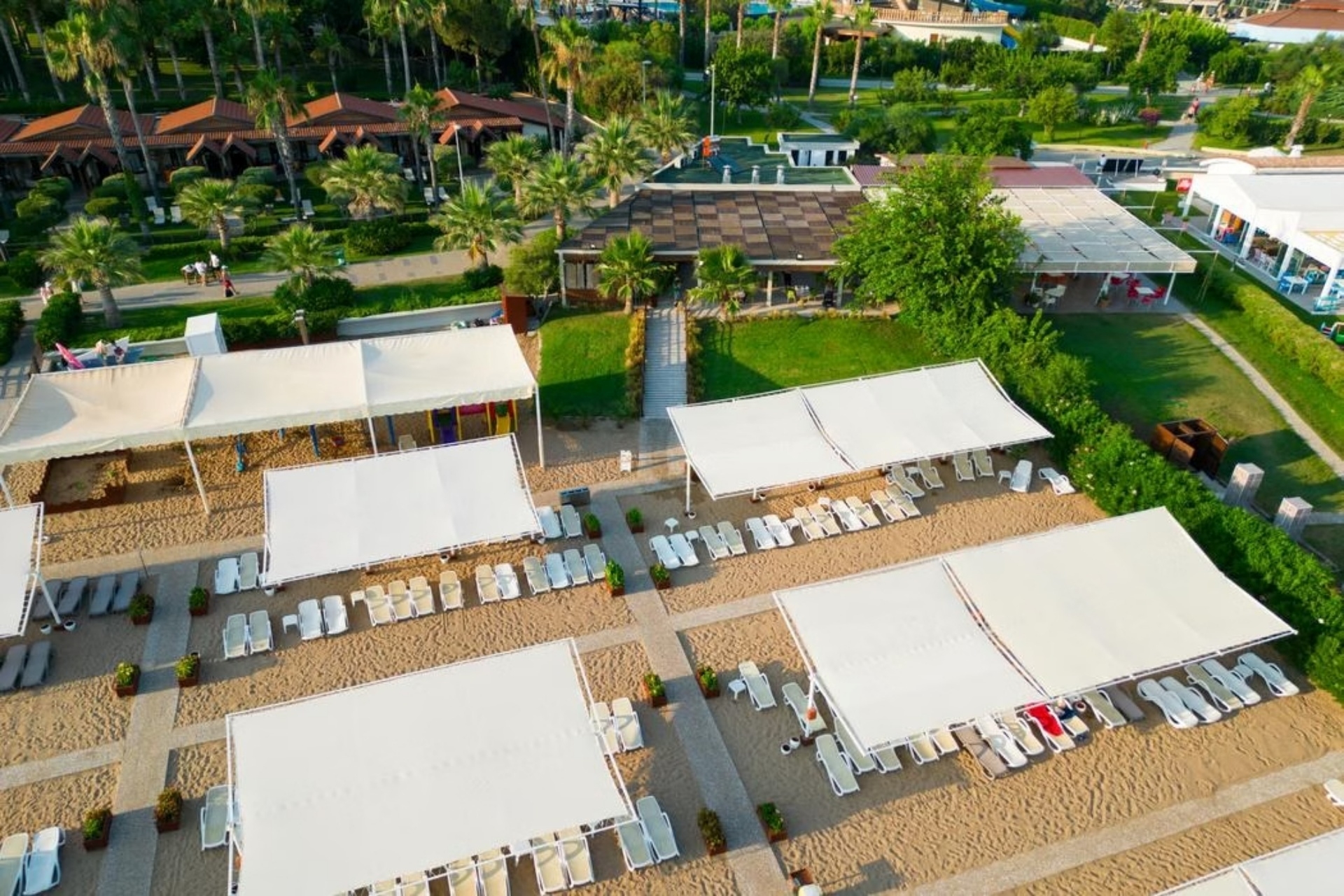 Side Premium Hotel