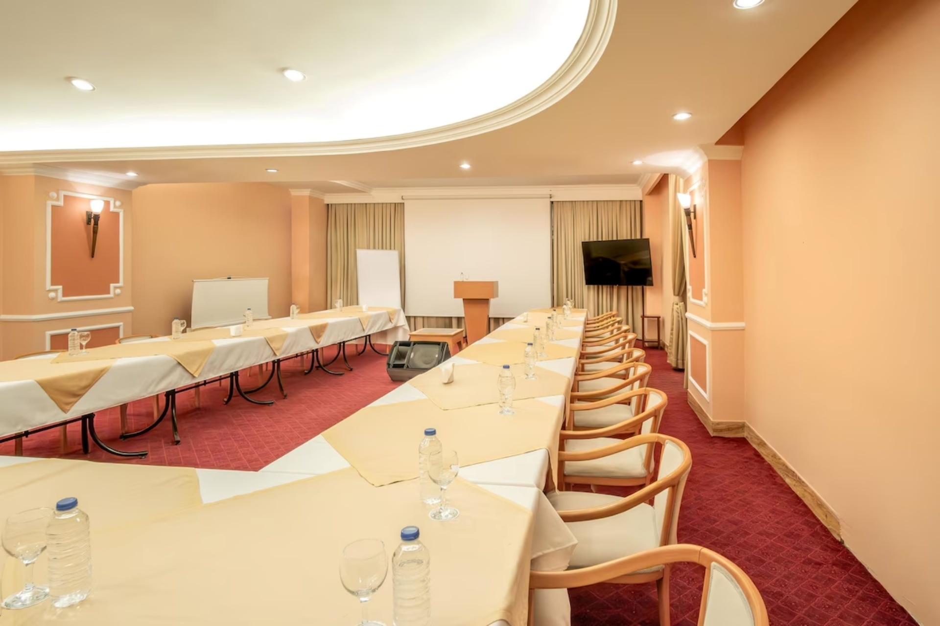 Miramare Queen Hotel