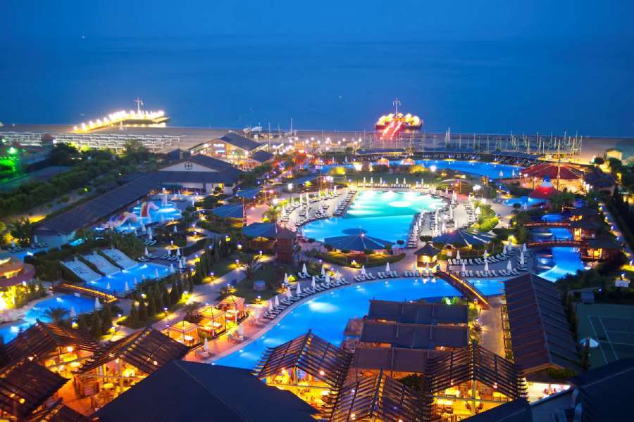 Limak Lara Deluxe Hotel & Resort
