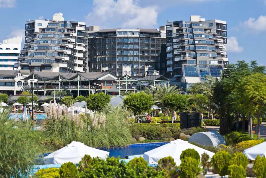 Limak Lara Deluxe Hotel & Resort