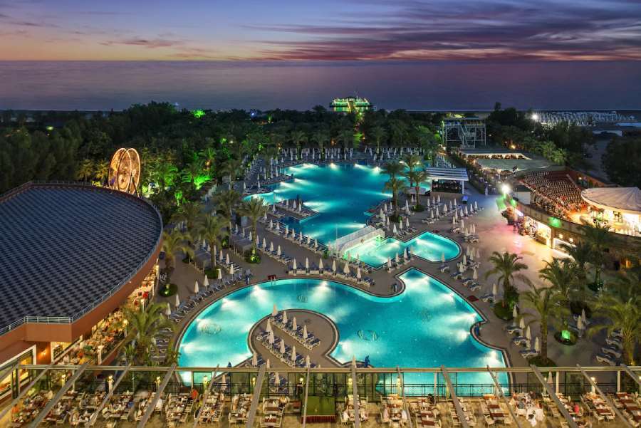 Delphin Palace