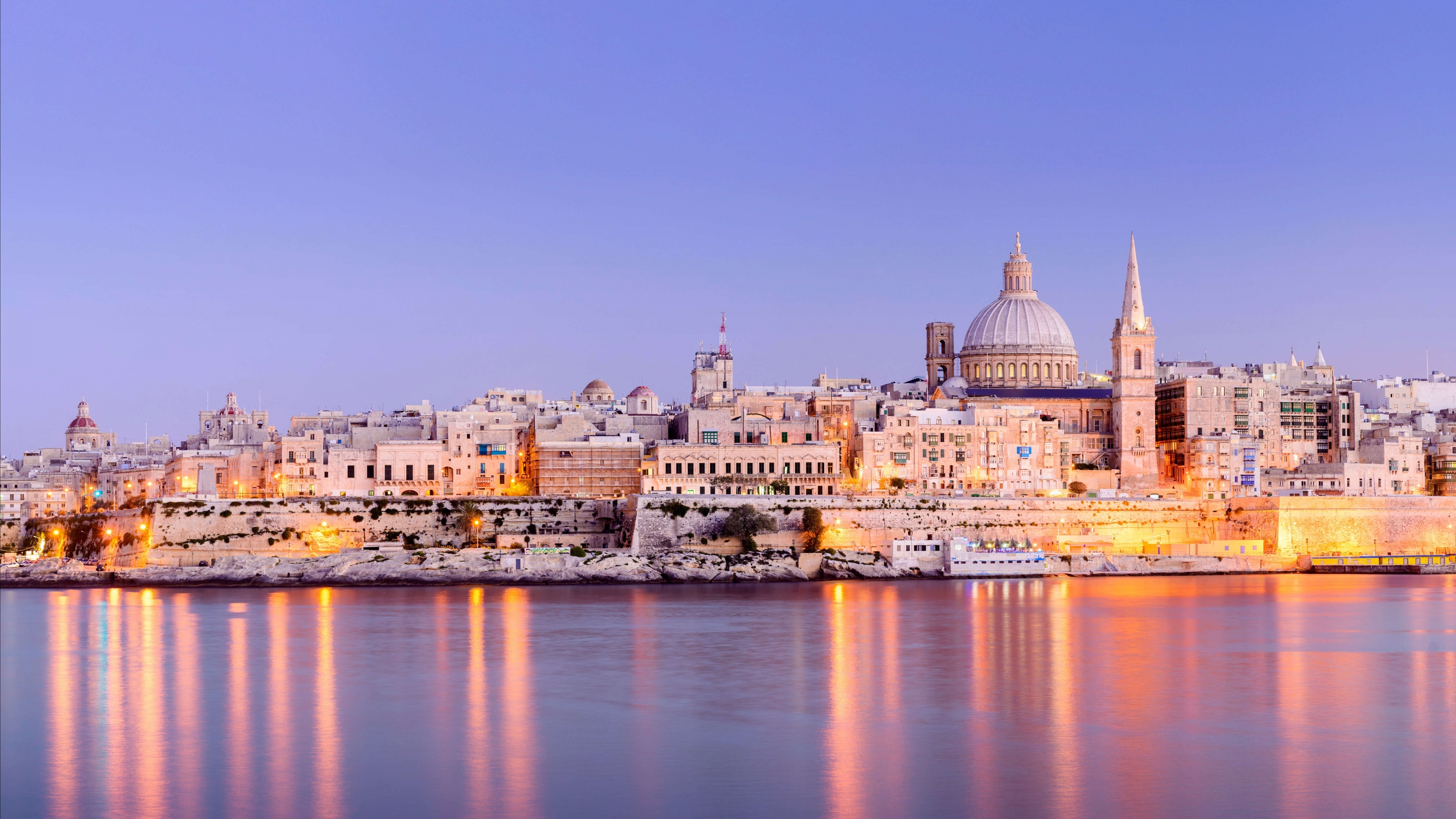Malta Island photo 2